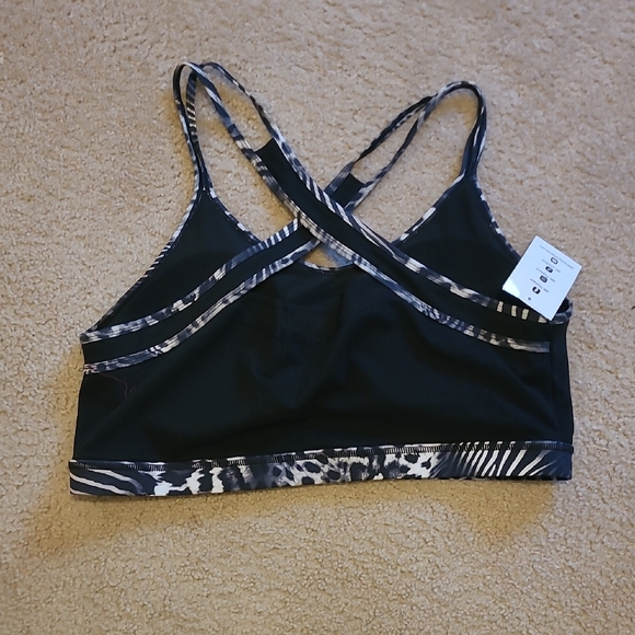 Stylish Black and Gray Sports Bra - Picture 2 of 5